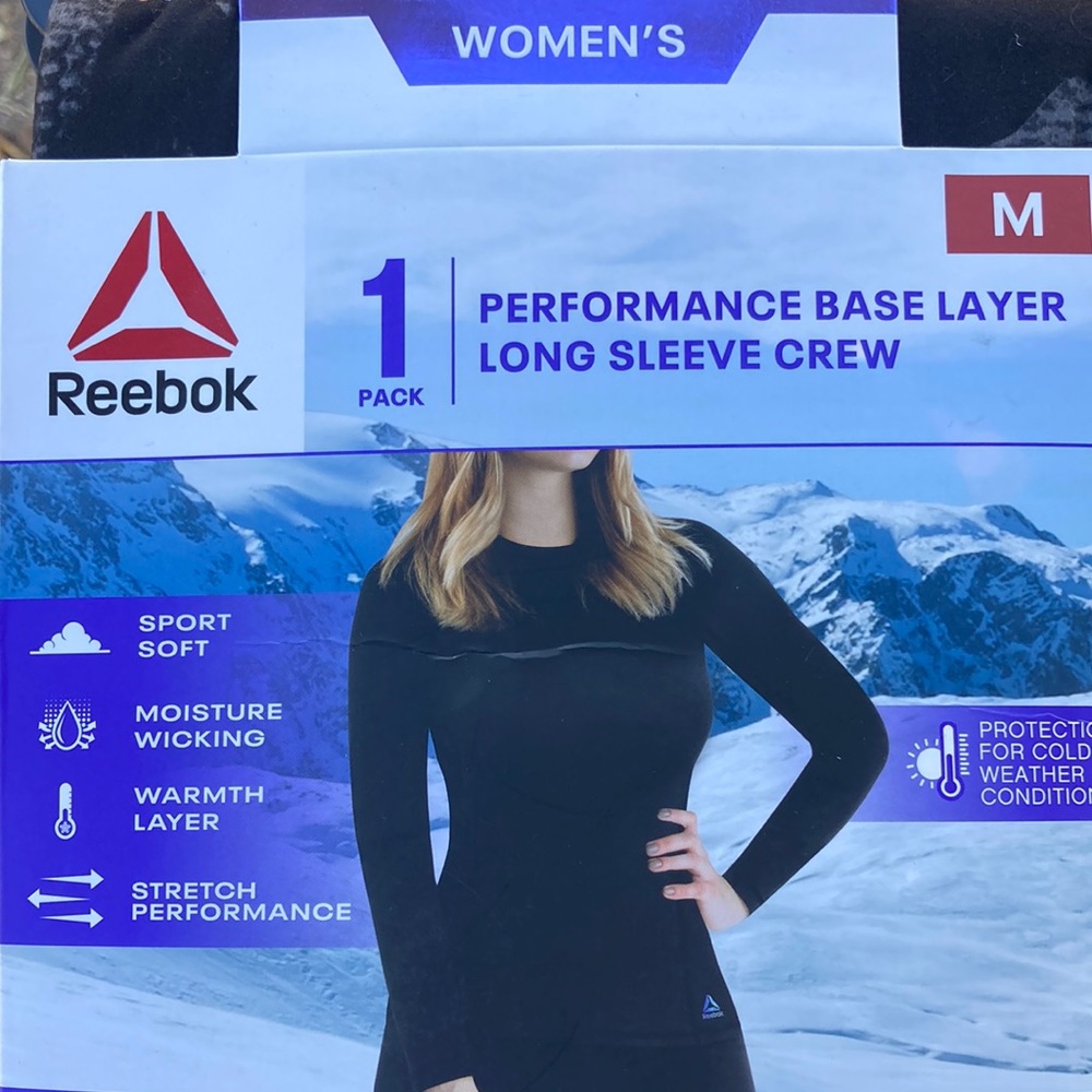 Long sleeve crew neck performance  base layer long sleeve print top.